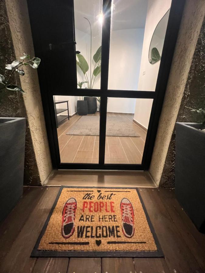 Lana'S Guest House Hurfeish Exterior photo
